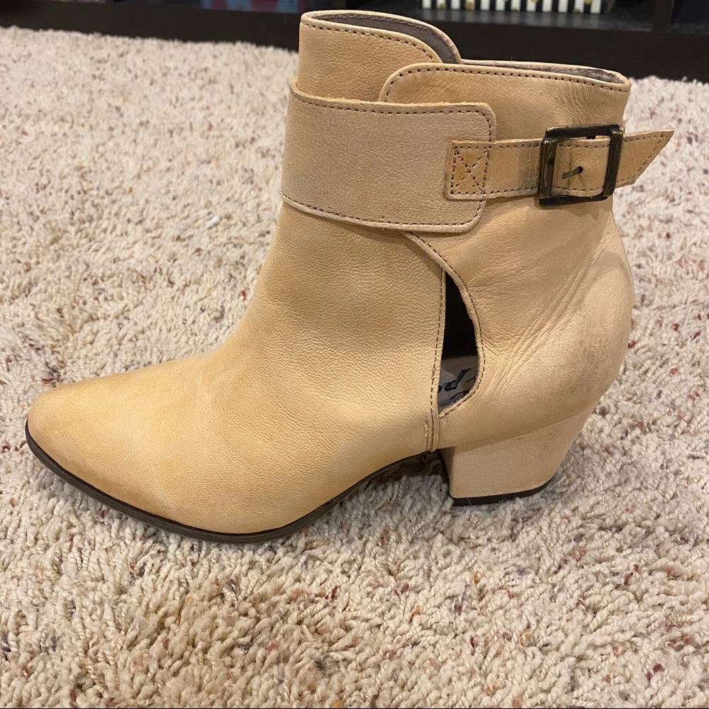 Free People tan booties